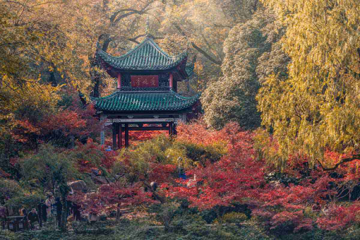 攝圖網(wǎng)_501574551_banner_長(zhǎng)沙岳麓山愛(ài)晚亭秋景（企業(yè)商用）.jpg