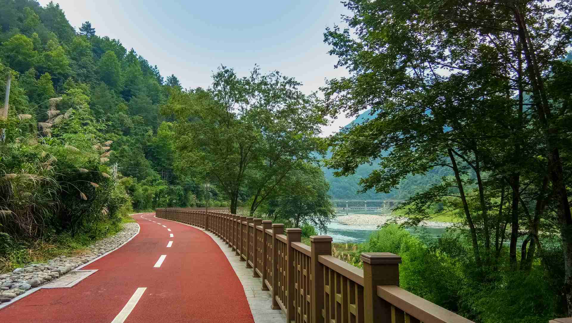 攝圖網(wǎng)_500521433_banner_綠道跑到美麗鄉(xiāng)村（企業(yè)商用）.jpg