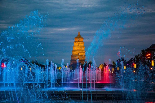 攝圖網(wǎng)_501589087_banner_西安大雁塔噴泉夜景（企業(yè)商用）.jpg
